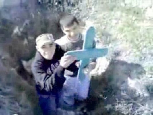 Condamnat pentru profanare de morminte, Sulică s-a reprofilat: sparge locuinţe
